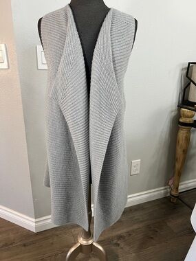 GNW Light Gray Ribbed Knit Vest